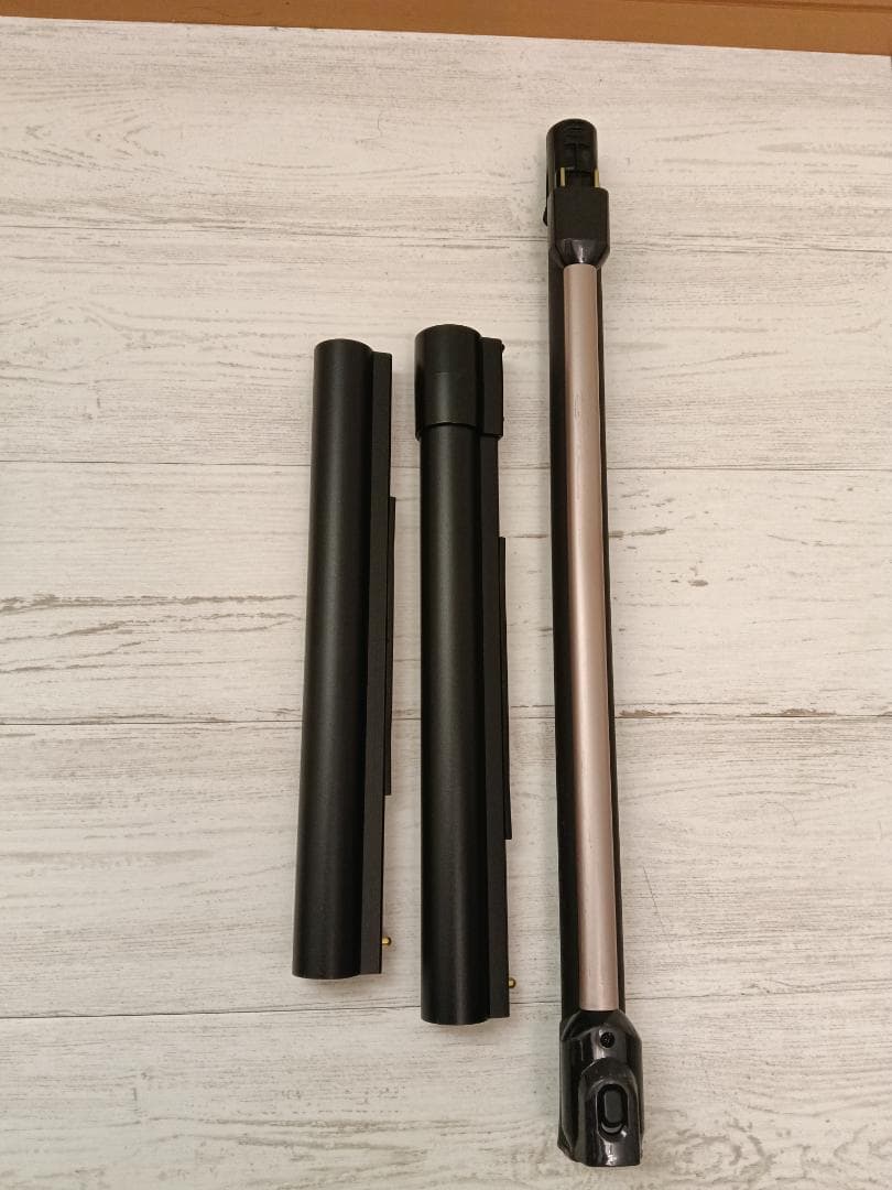 日立掃除機　PV-BHL4000J 　軽量LEDライト　純正充電スタンド付き