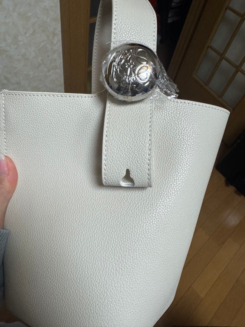新品未使用⭐︎LOEWEペブルバケットミニショルダーハンドバッグ