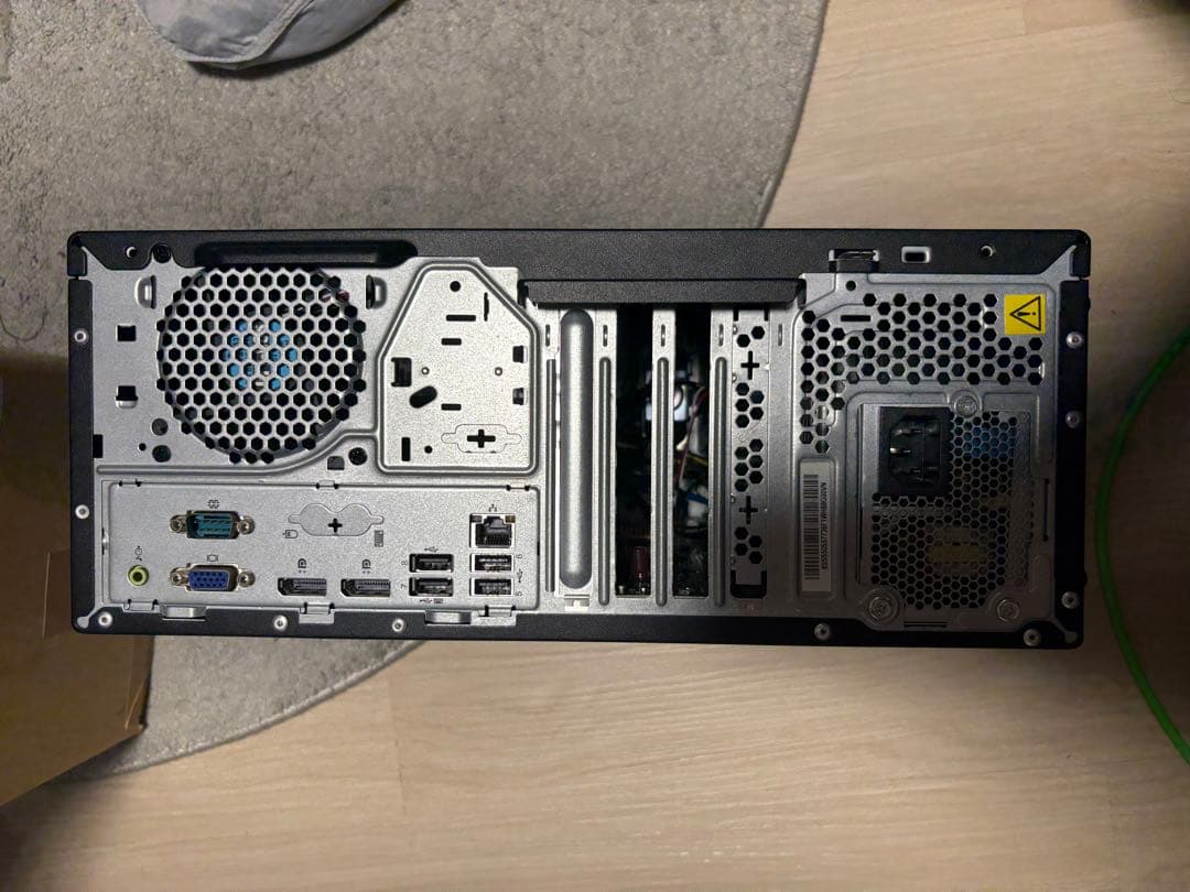 Lenovo ThinkCentre M720t デスクトップPC