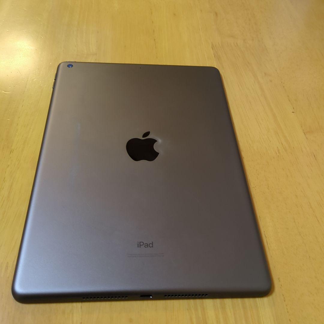 Apple iPad 本体 アイパッド　第7世代　32GB　バッテリー診断86%