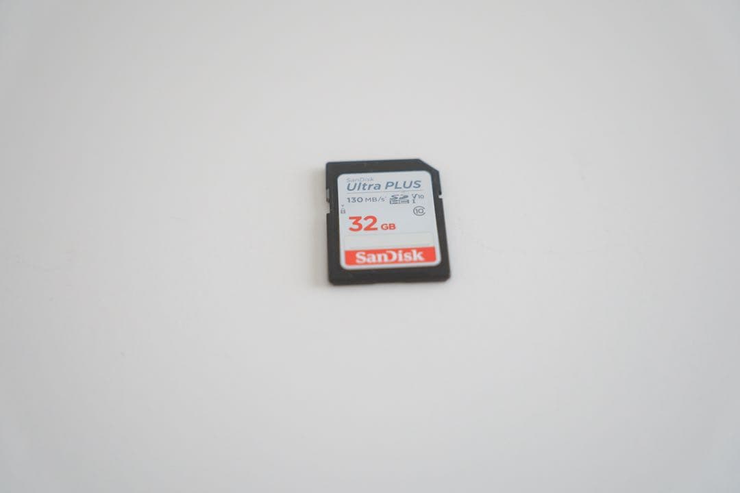 美品 fujifilm X100 オールドコンデジ　SDカード付　アクセサリ付