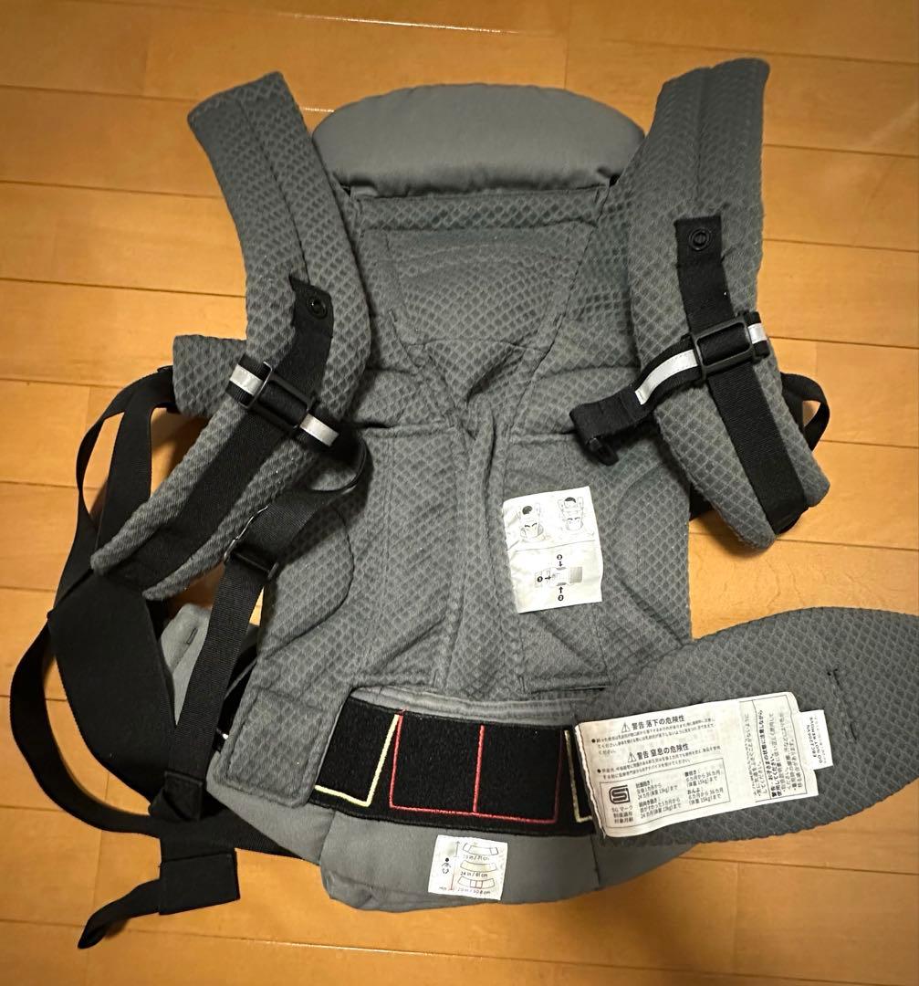 エルゴベビー オムニブリーズ　ポーチ付き　メッシュ　グラファイトグレー