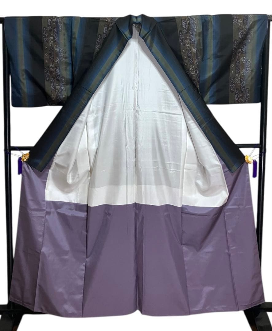 本場大島紬 経緯絣 小紋 縦縞 花文 桜 美品 イ6630