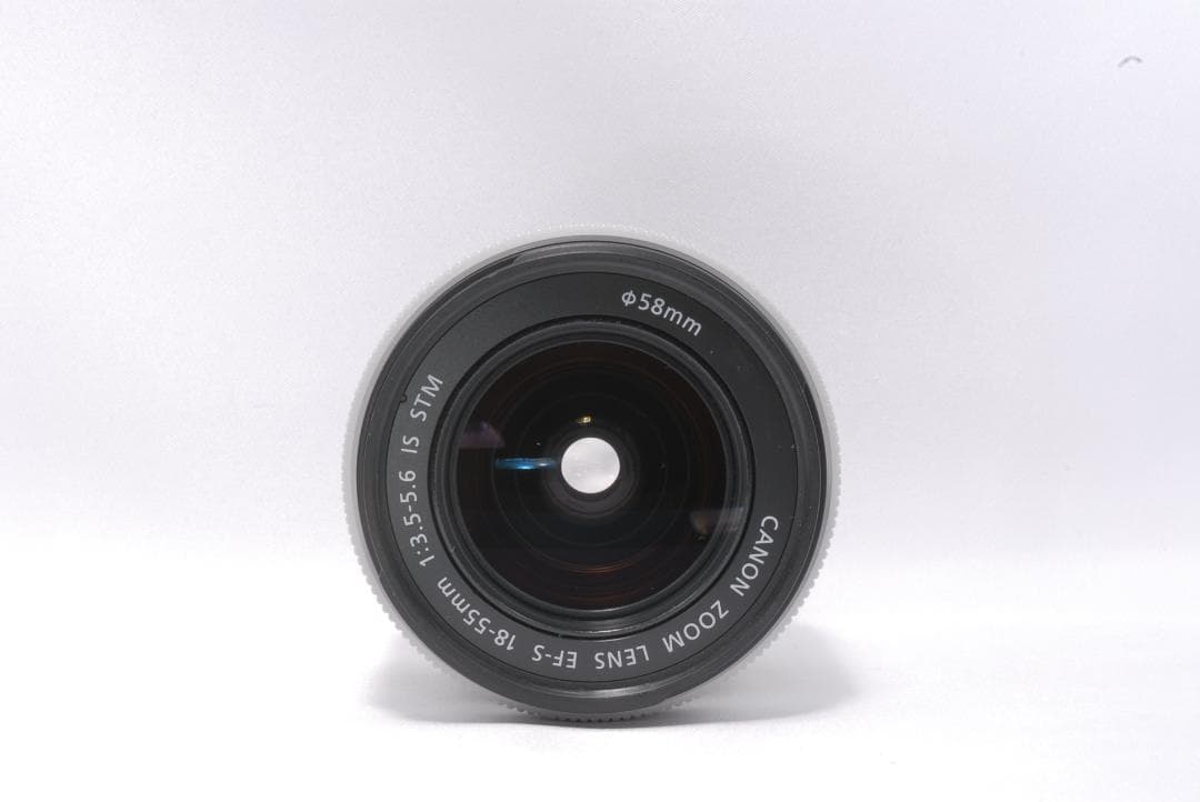 ❤最軽量❤希少ホワイト❤canon EOS Kiss X7 一眼レフカメラ