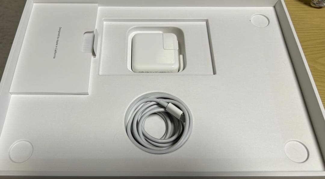 13インチMacBook Air ローズゴールド 256GB