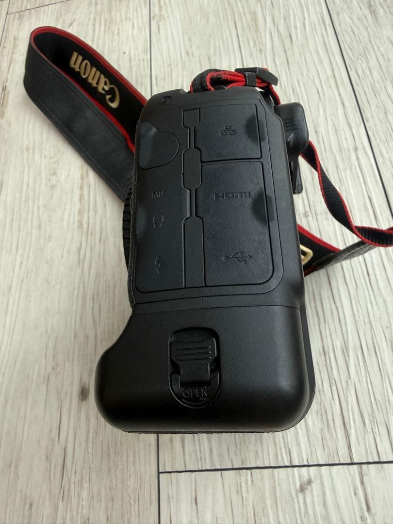 Canon EOS-1D X Mark II デジタル一眼レフ　美品