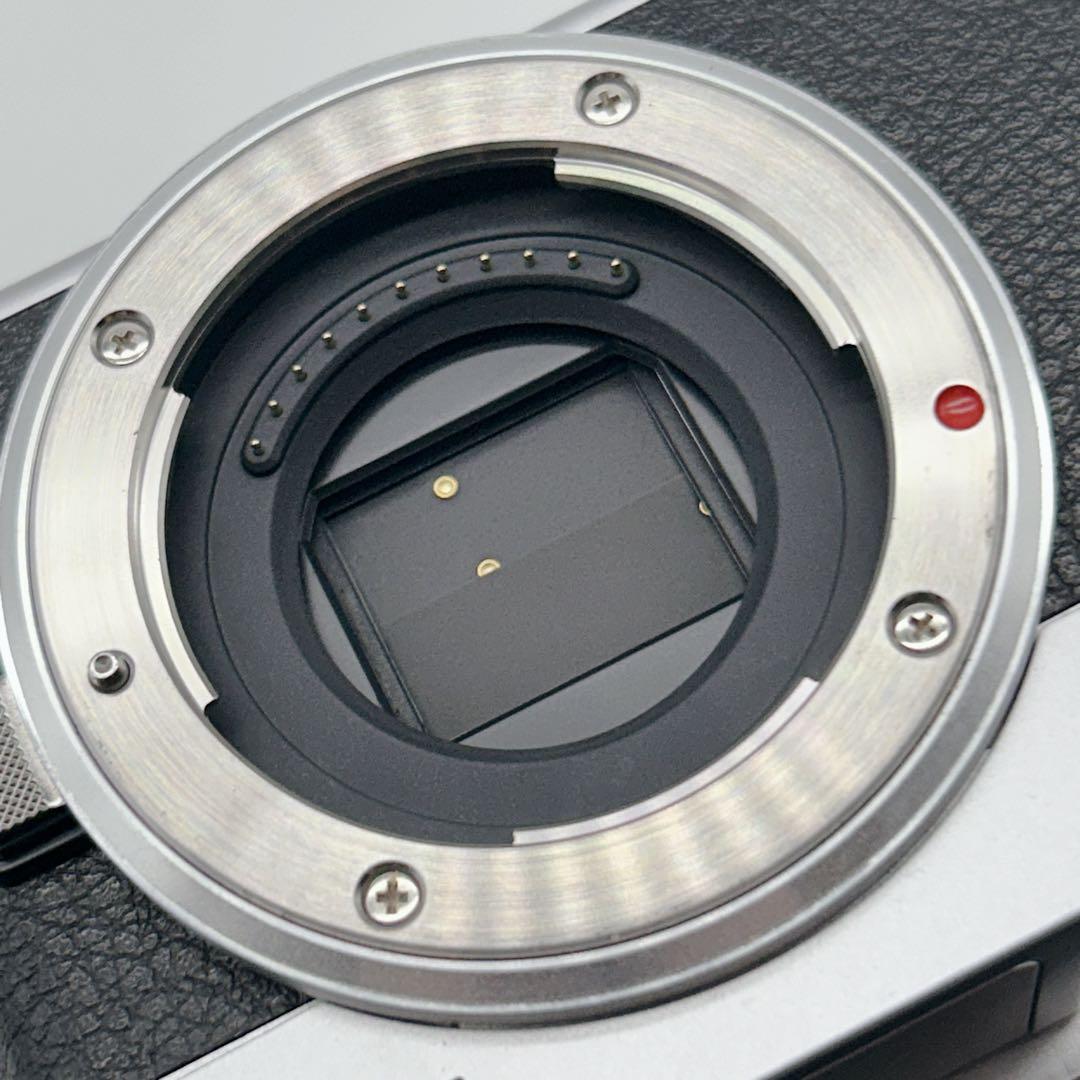 【美品】LUMIX DC-GF9W ブラック 4Kミラーレス一眼 Wi-Fi機能