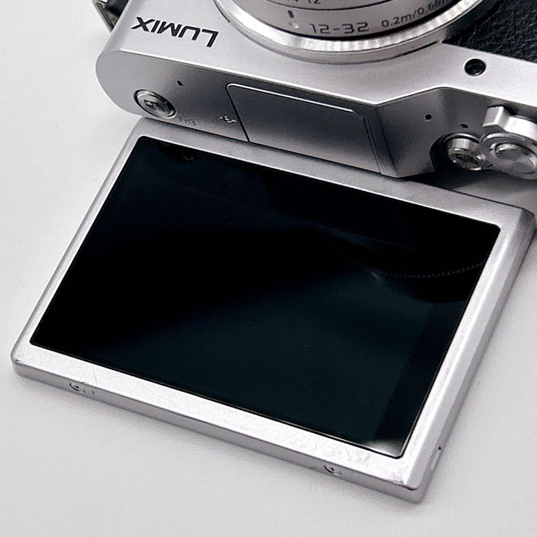 【美品】LUMIX DC-GF9W ブラック 4Kミラーレス一眼 Wi-Fi機能