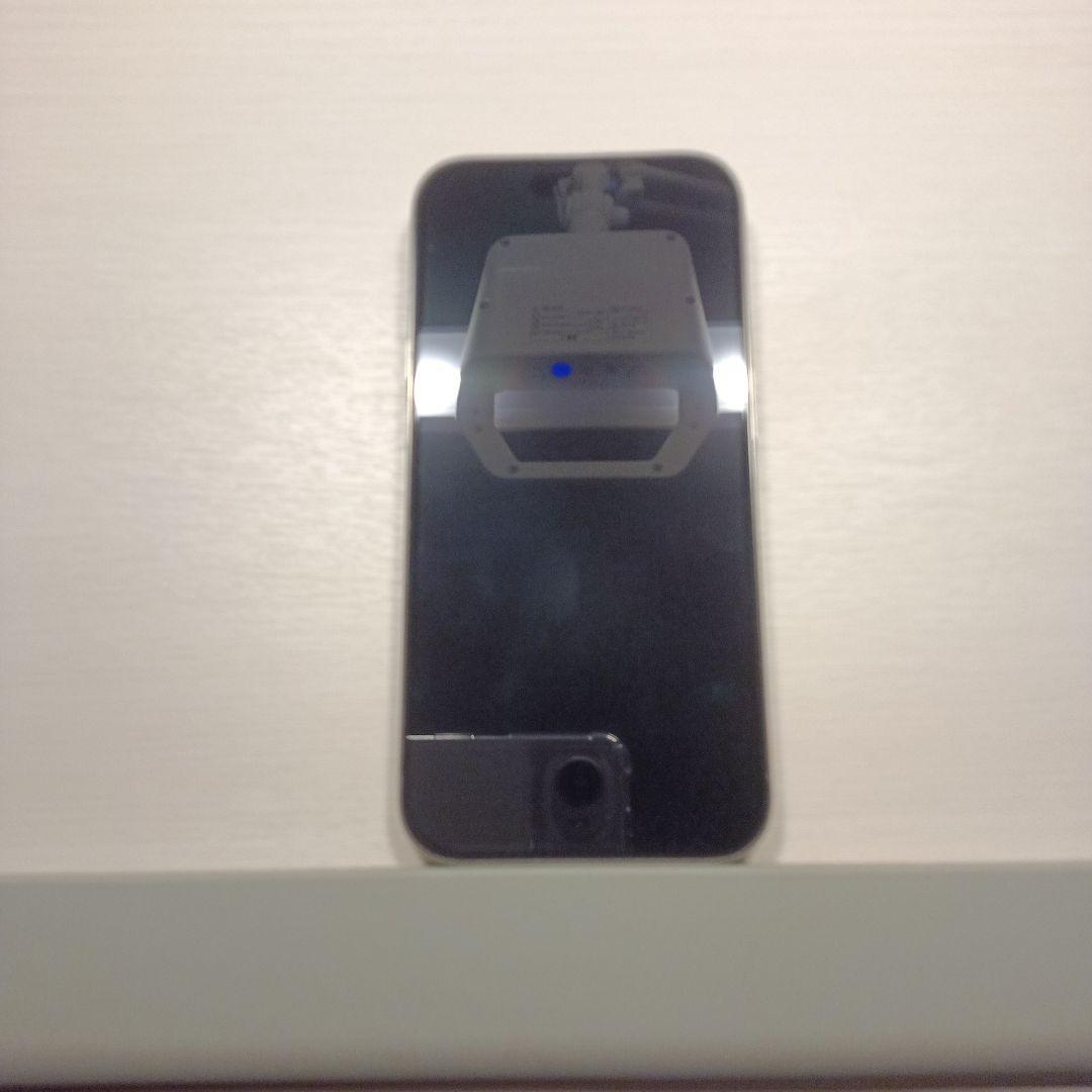 Q*a様 Apple iPhone 15Pro　128GB　ナチュラルチタニウム