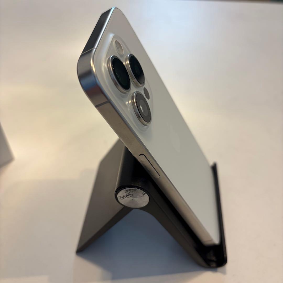 iphone15pro ホワイトチタニウム 512GB