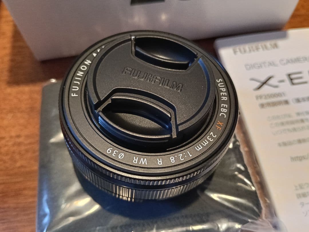 富士フイルムX-E5ショット数127枚＋ XF23mmF2.8新品