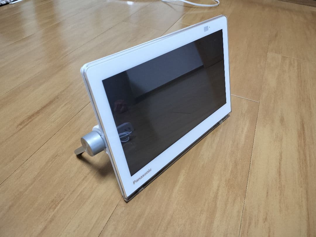 プライベートビエラ VIERA ポータブルテレビ UN-10CN9D