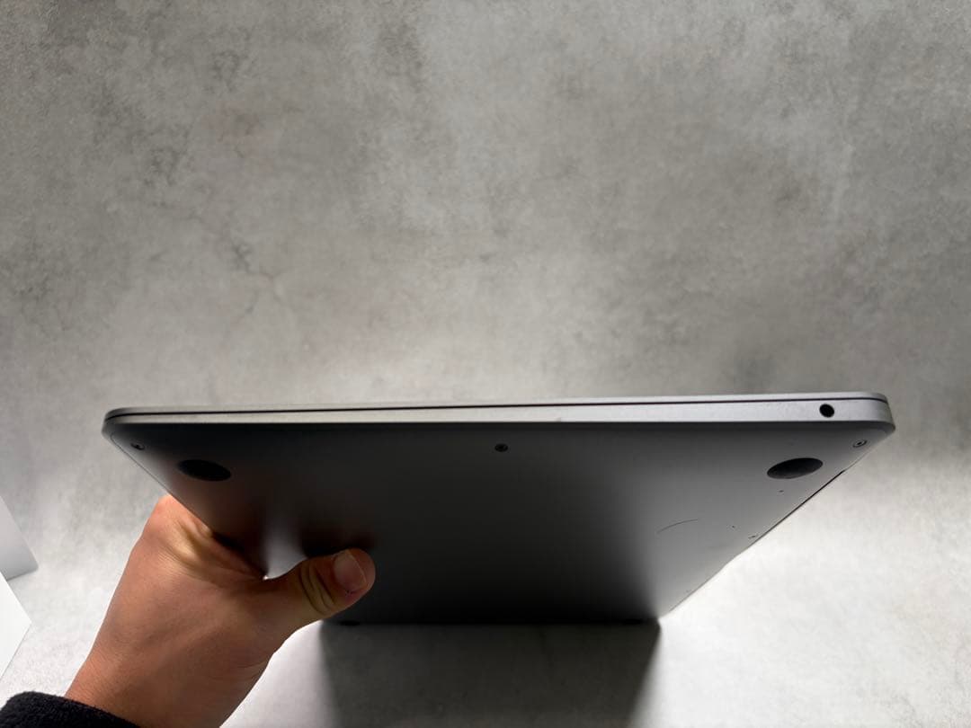 M1 MacBookAir 13インチ スペースグレー ストレージ256GB