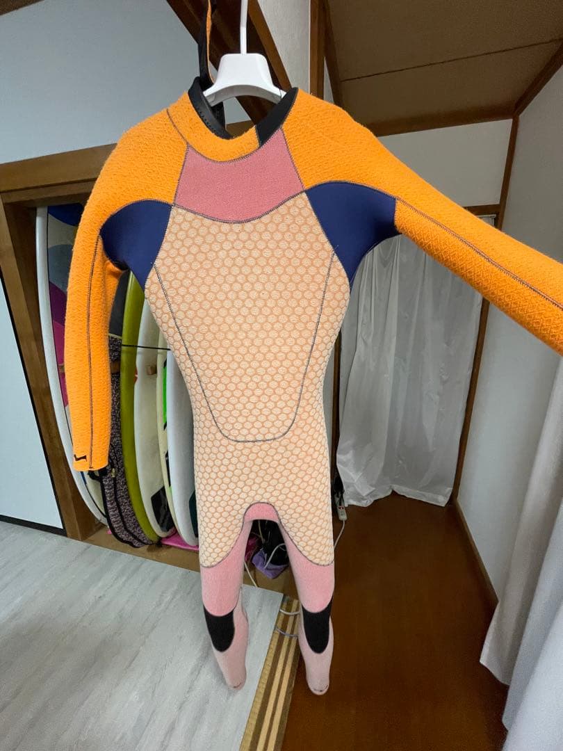 Develop 5ミリ　ウェットスーツ　ML