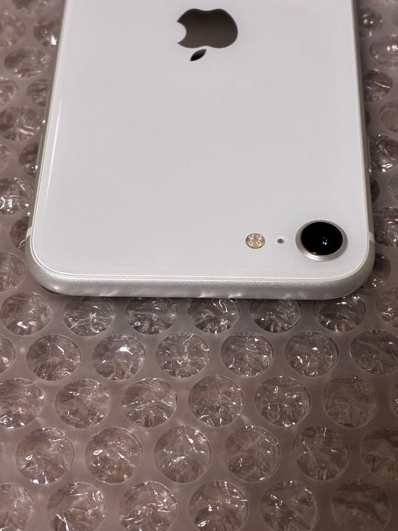 iPhone SE2 第2世代 64GB SIMフリー ホワイト