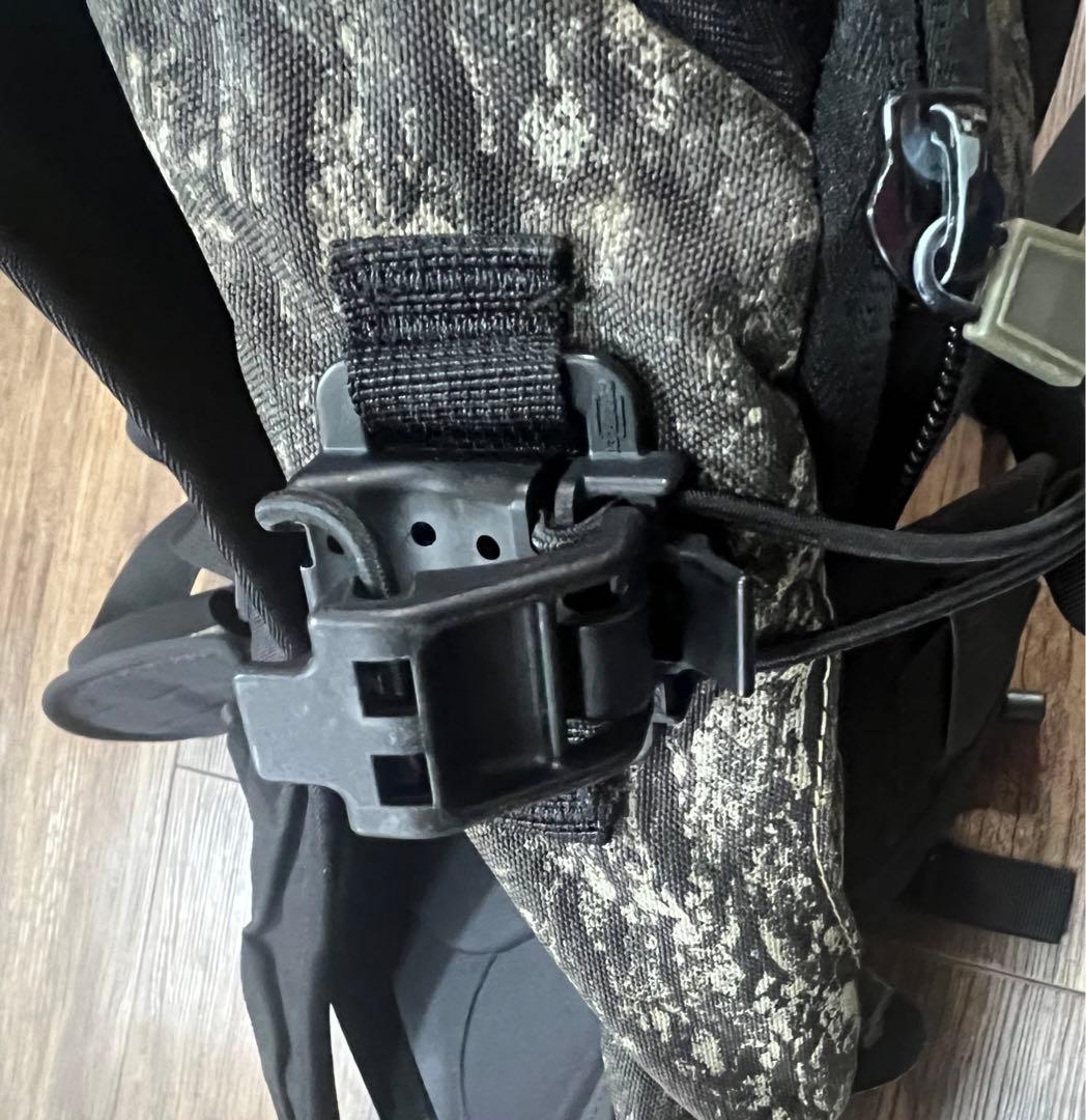 本日特価　bakoda リュック バックパック スノーボード　迷彩　アウトドア