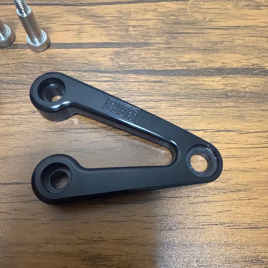 モリワキ　ヘッドライトステー　黒