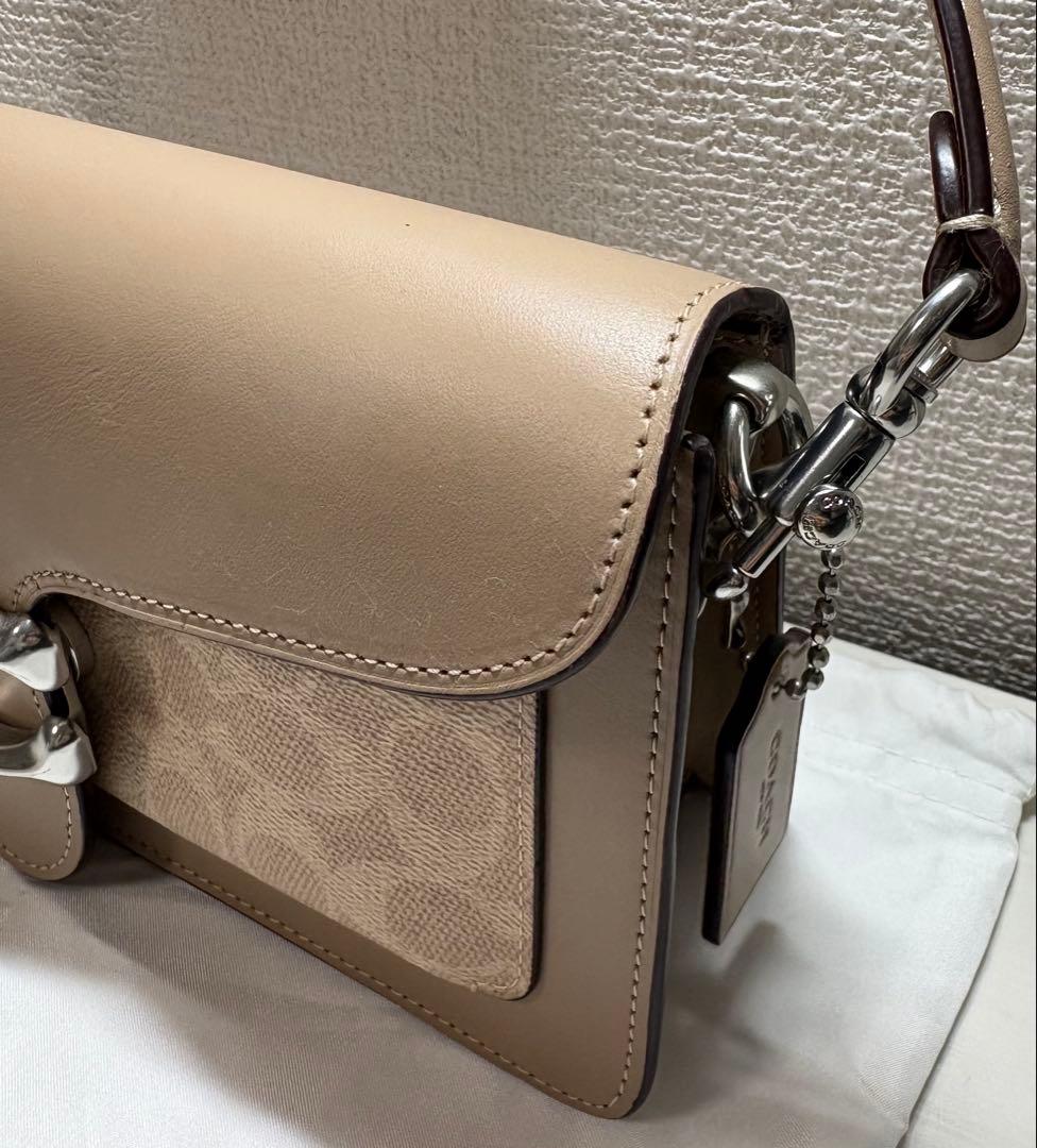 COACH ショルダーバッグ シグネチャーキャンバス