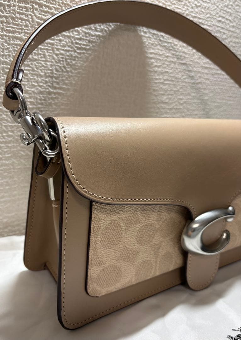 COACH ショルダーバッグ シグネチャーキャンバス