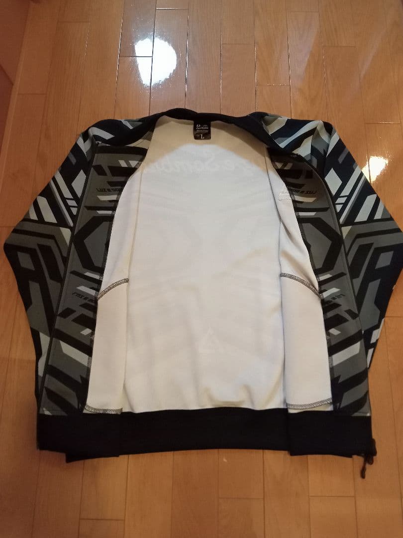 ルースイソンブラ　LTT　トップチーム　ジャケット　L　美品