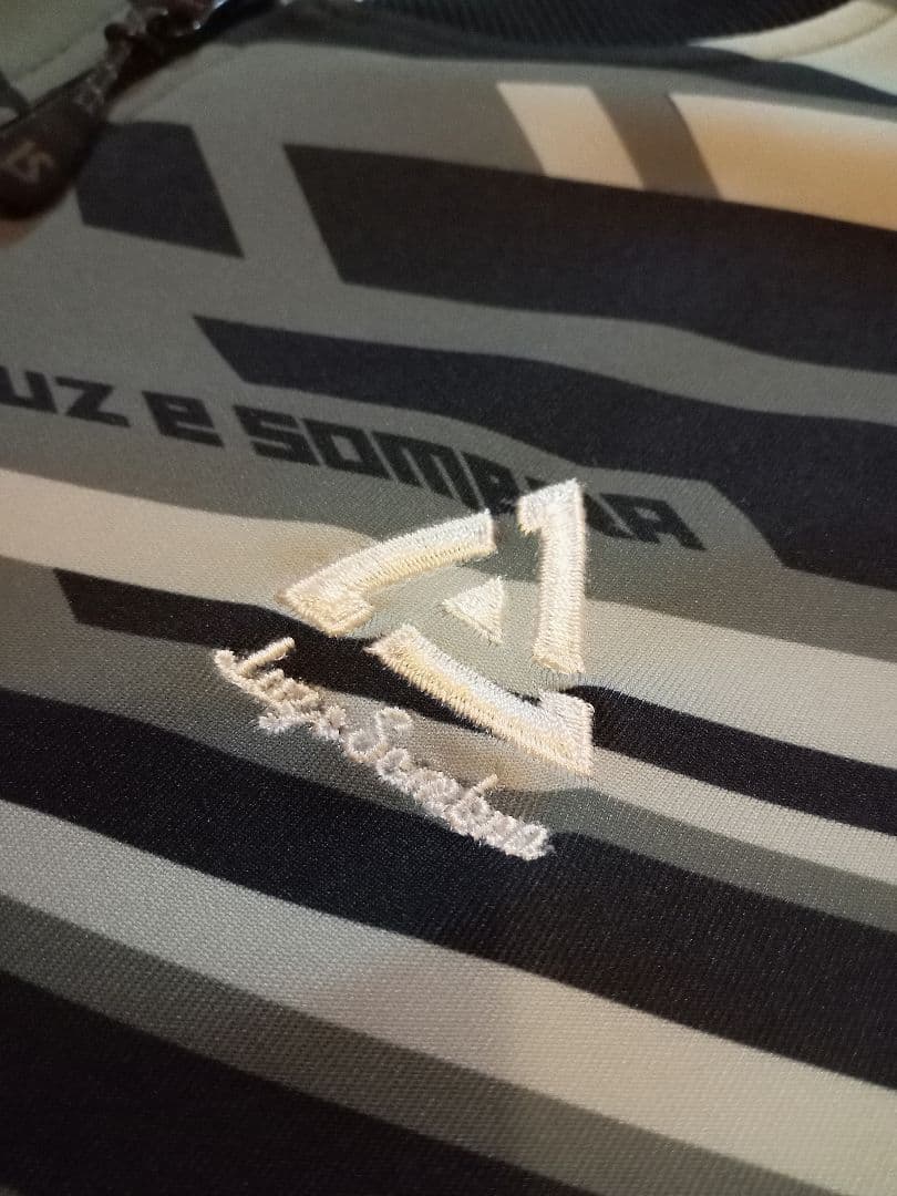 ルースイソンブラ　LTT　トップチーム　ジャケット　L　美品