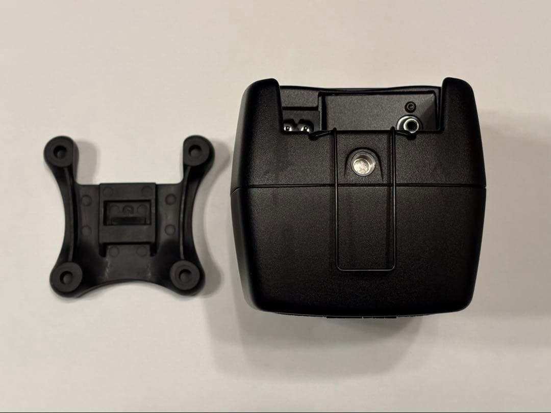 ジェネレック G One アクティブ・スピーカー ブラック 2本セット