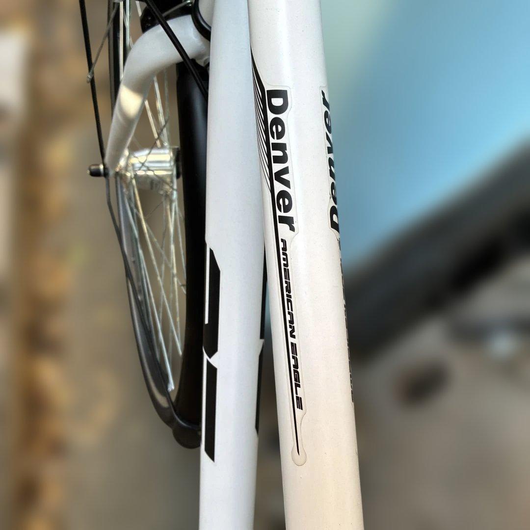 ‼️新品未使用品‼️Denver シティサイクル ホワイト 鍵付きバスケット付き6段