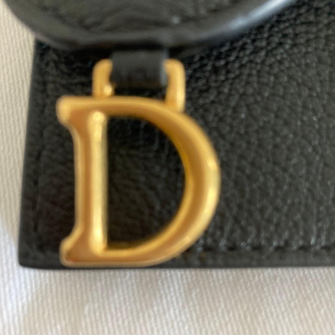 Dior ブラックレザー名刺入れ Dロゴ付き
