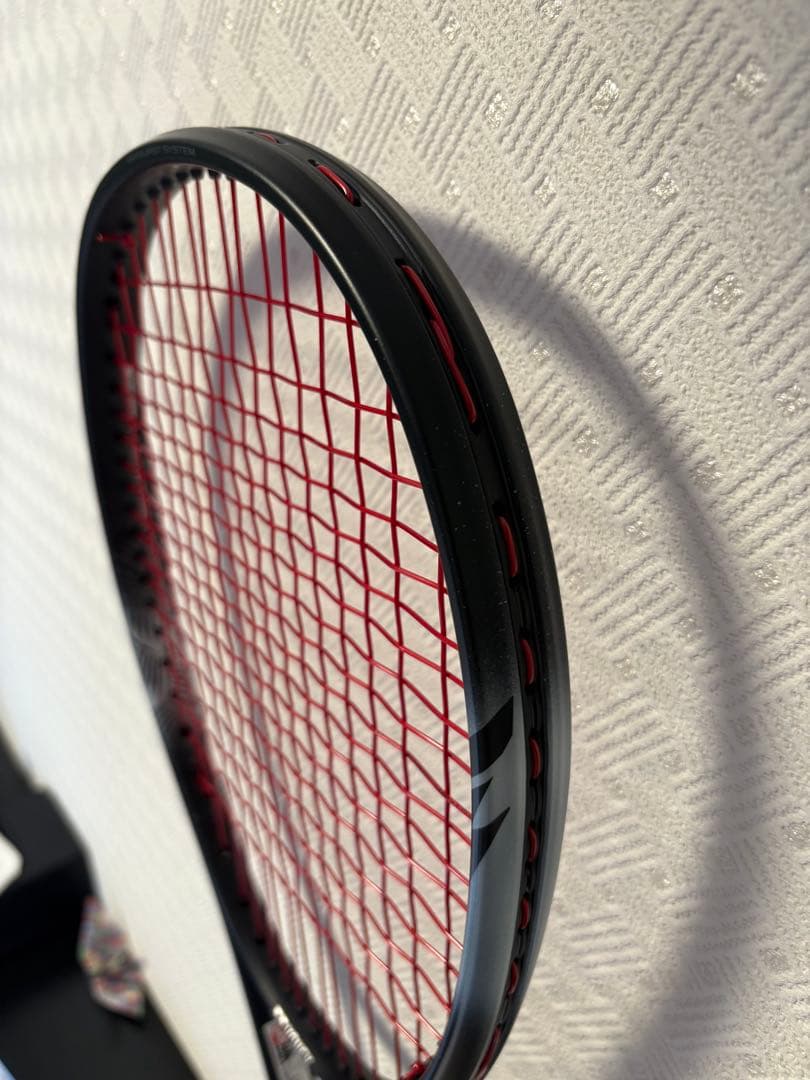 VOLTRAGE テニスラケット 黒/赤