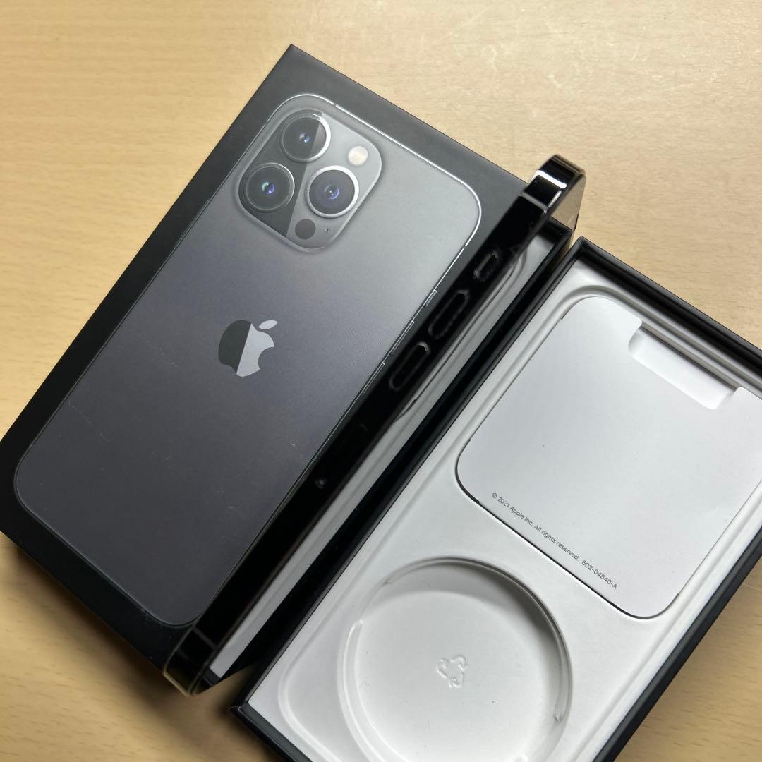 iPhone13 Pro 128GB SIMフリー　割れなし