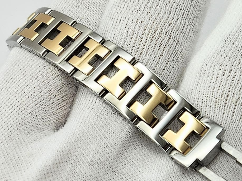 HERMES　CL4.220　エルメス　クリッパー　 Whiteシェル 保証書付