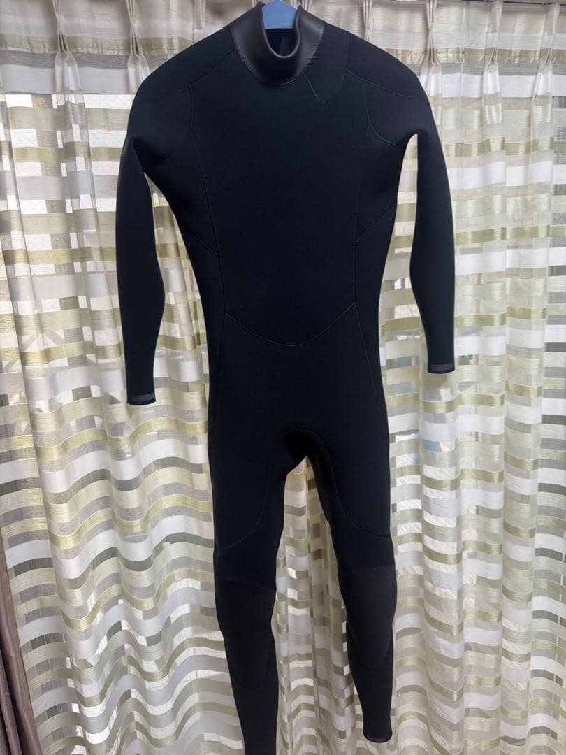 2025 最新　極美品　JULY WETSUITS フルスーツ ジャーフル