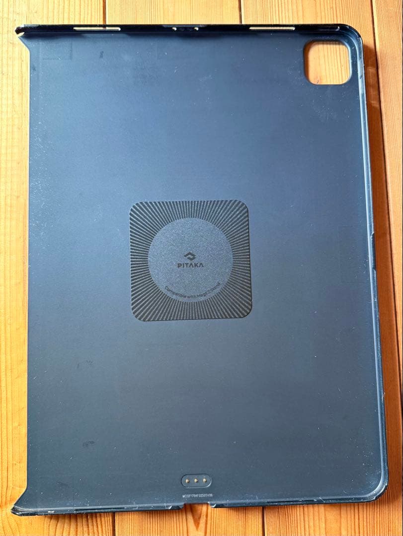 Apple純正Magic Keyboard ＋PITAKA MagSafe