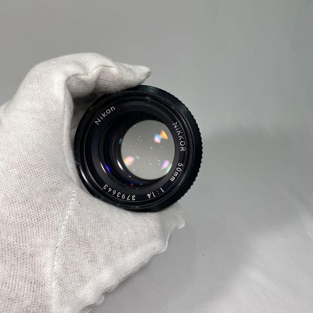 Nikon ニコン F2 NIKKOR 50mm 1.4 レンズ付き