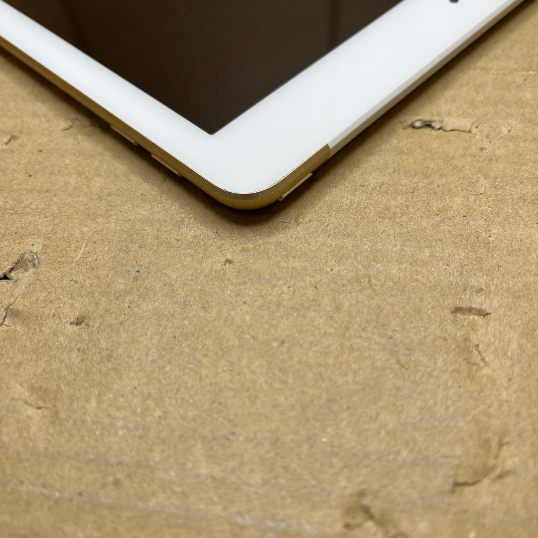 訳ありiPad (第５世代) Wi-Fi + Cellular 128ゴールド