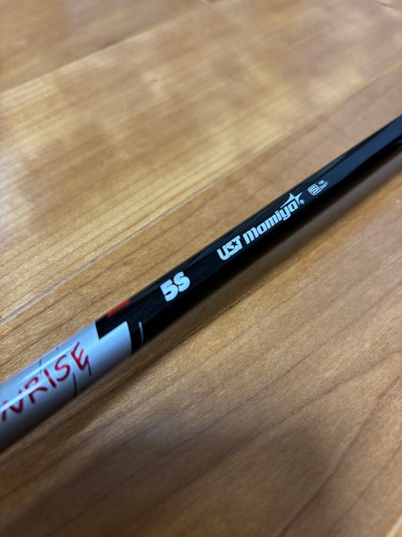 週末限定値下　エミリッドバハマ　CV9 10度　アッタス　サンライズRED 5S