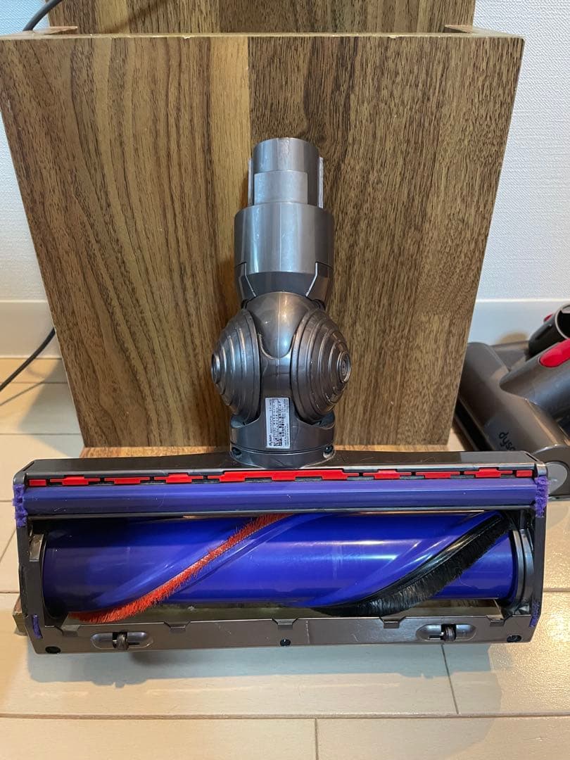 Dyson V8 absolute スティッククリーナー 本体（本日限定）