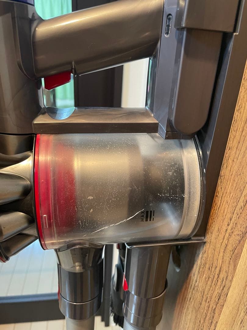 Dyson V8 absolute スティッククリーナー 本体（本日限定）