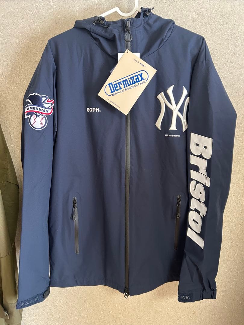 未使用品　F.C.R.B. MLB TOUR WARM UP JACKET