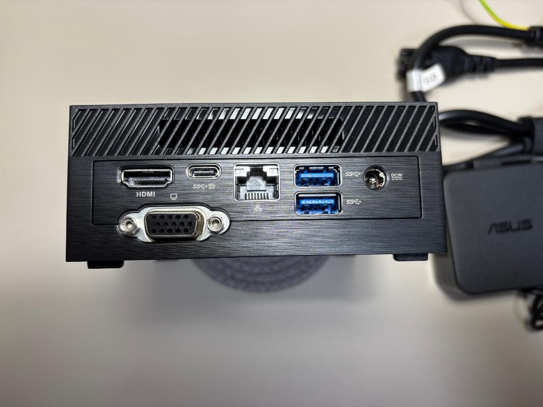 ASUS PN60 ミニPC i3 8GB SSD128GB Win11