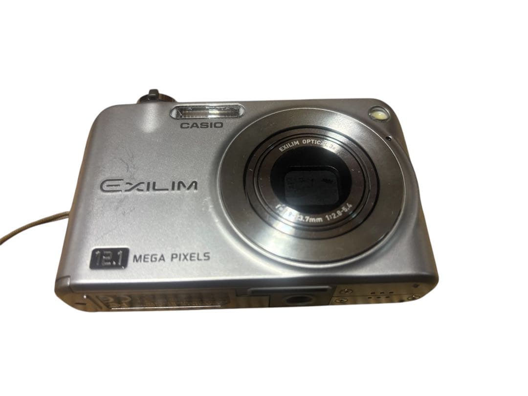 CASIO コンパクトデジタルカメラ EXILIM EX-Z1200 シルバー