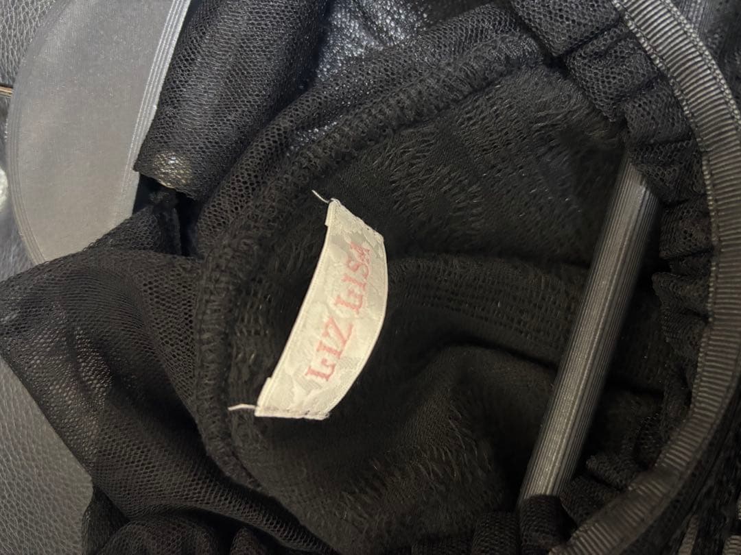 LIZLISA 肩あきダブルストラップトップス ブラック