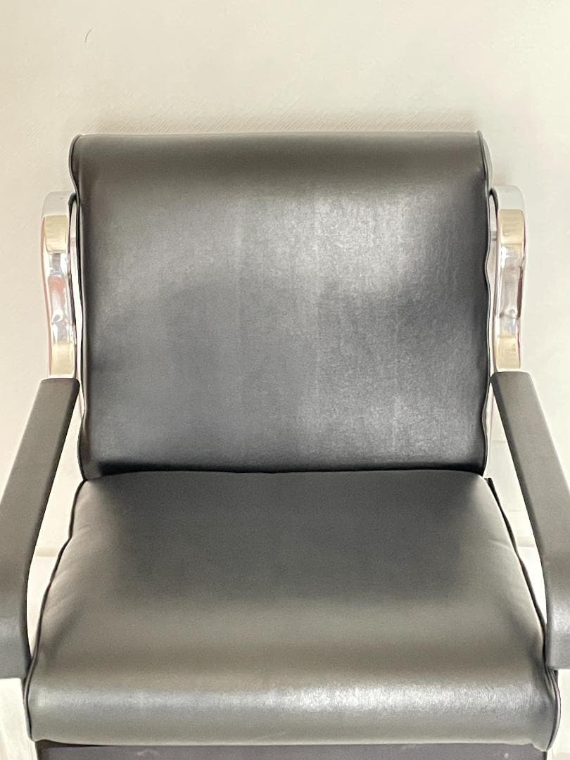 【便利な後ろポケット付き】　ソファ　1人掛け　ブラック　シルバー