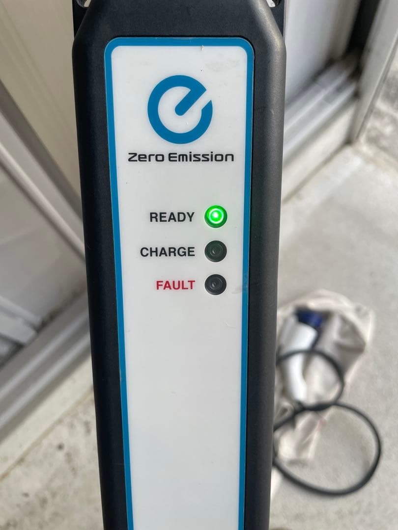 日産純正 EV充電ケーブル 3m 29690 3NK7E（室内保管）