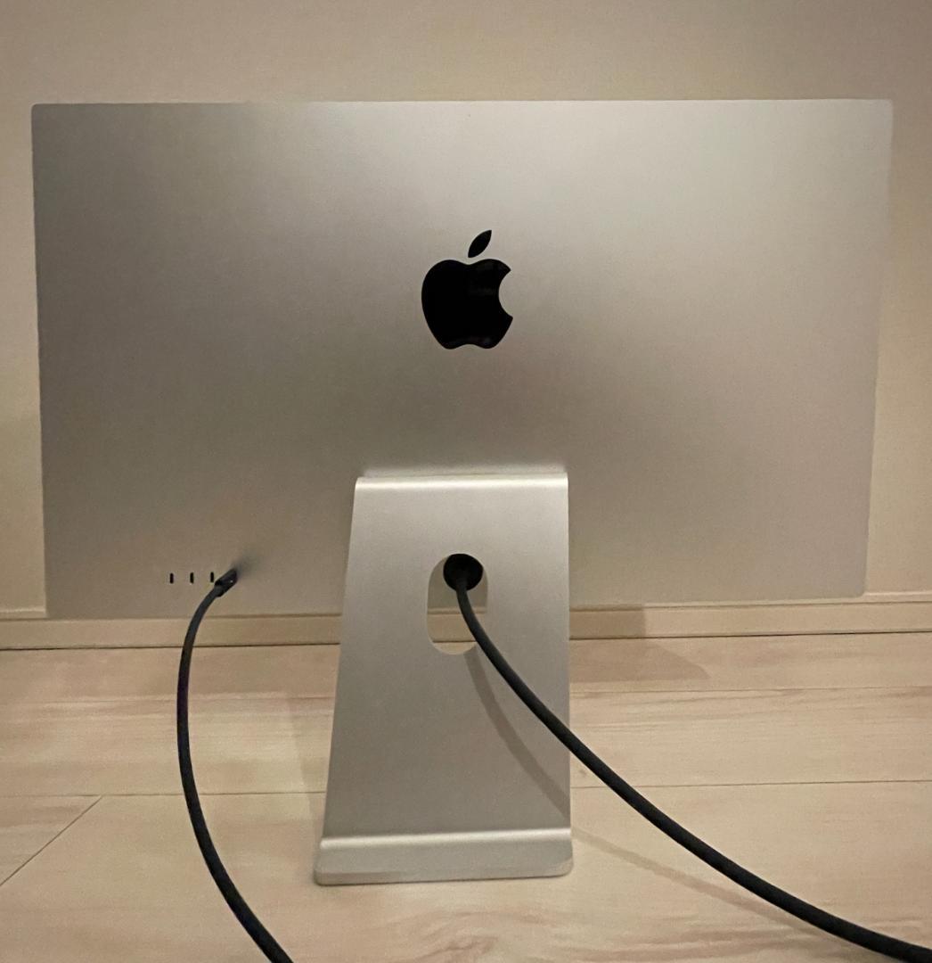 Apple Studio Display 標準ガラス／傾きを調整できるスタンド