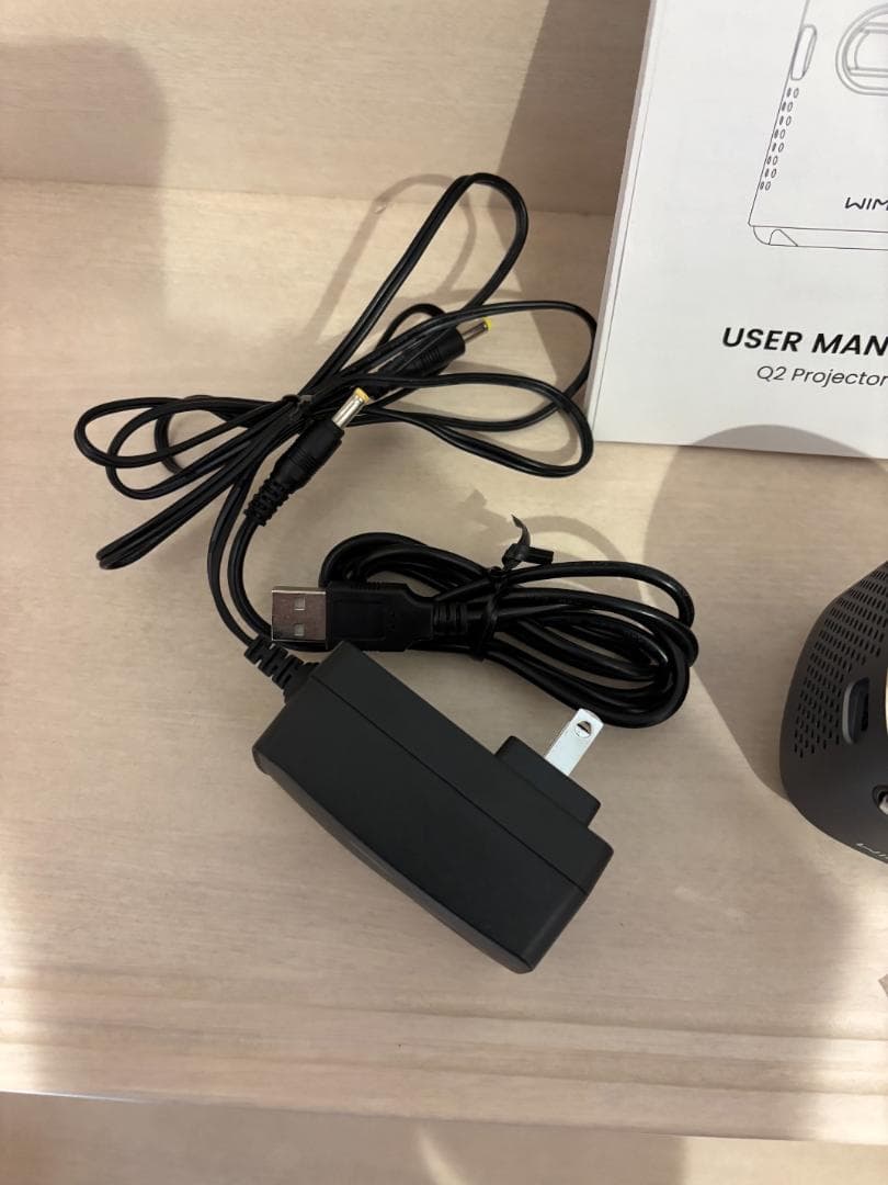 WIMIUS Q2 モバイルプロジェクター 付属品完備 1280×720p