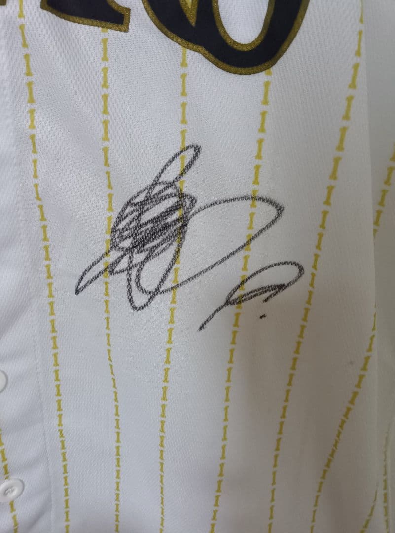 柳田悠岐 サイン入り鷹の祭典2018ユニフォーム