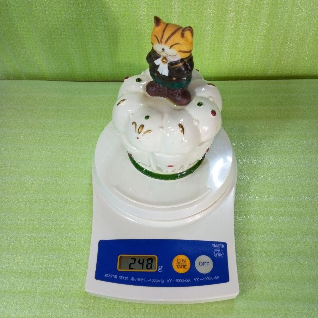 猫のフィギュア付きオルゴール　曲名:トイランド　小物入れ　陶器製？　レトロ