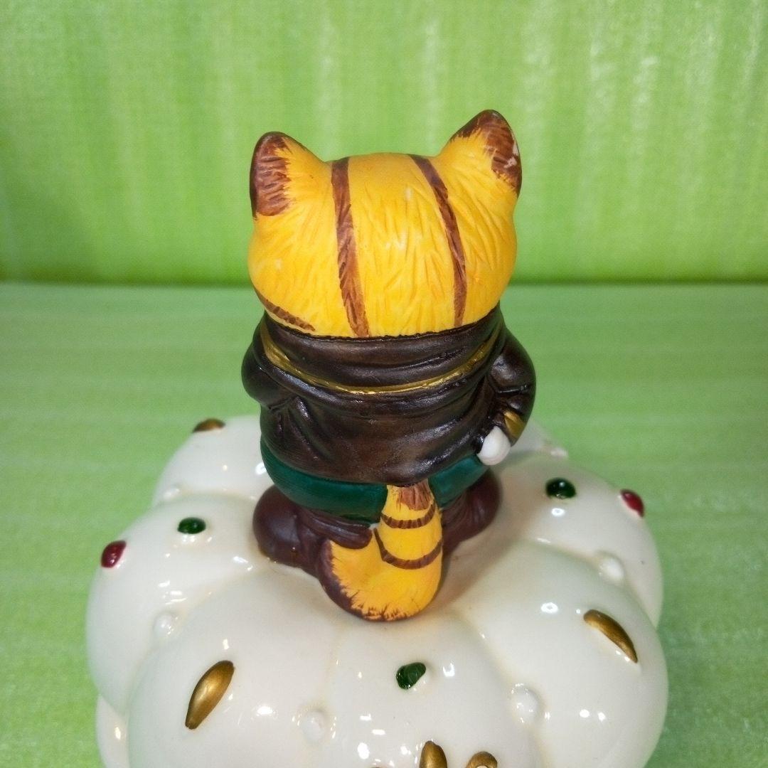 猫のフィギュア付きオルゴール　曲名:トイランド　小物入れ　陶器製？　レトロ