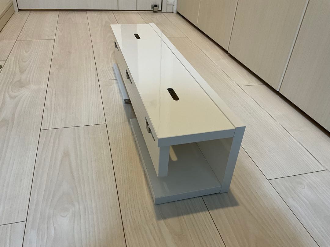 arne 壁掛け ケーブルボックス ウォールシェルフ